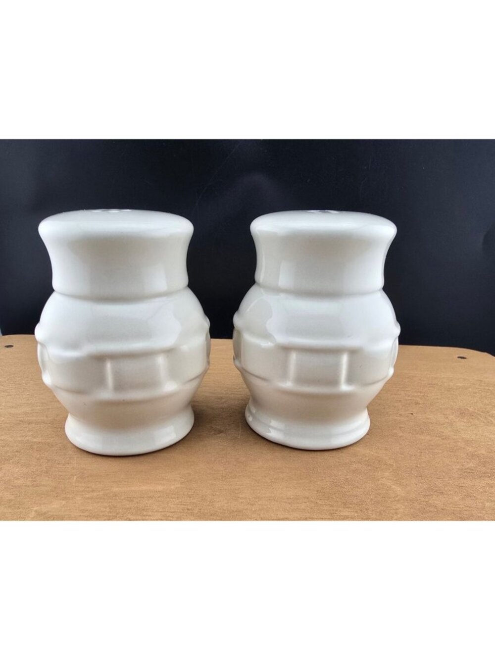 Longaberger White Ceramic Salt & Pepper Shaker Set - Picture 7 of 8